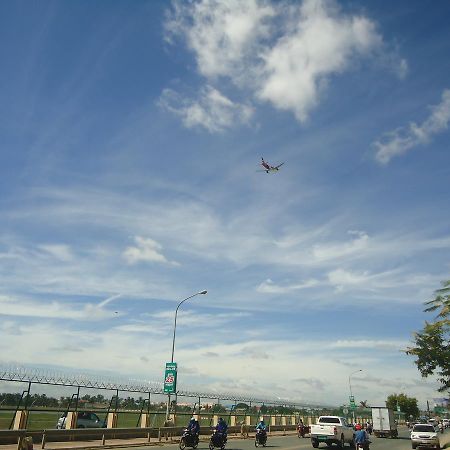 Golden Apple Hotel - Airport Phnom Penh Luaran gambar